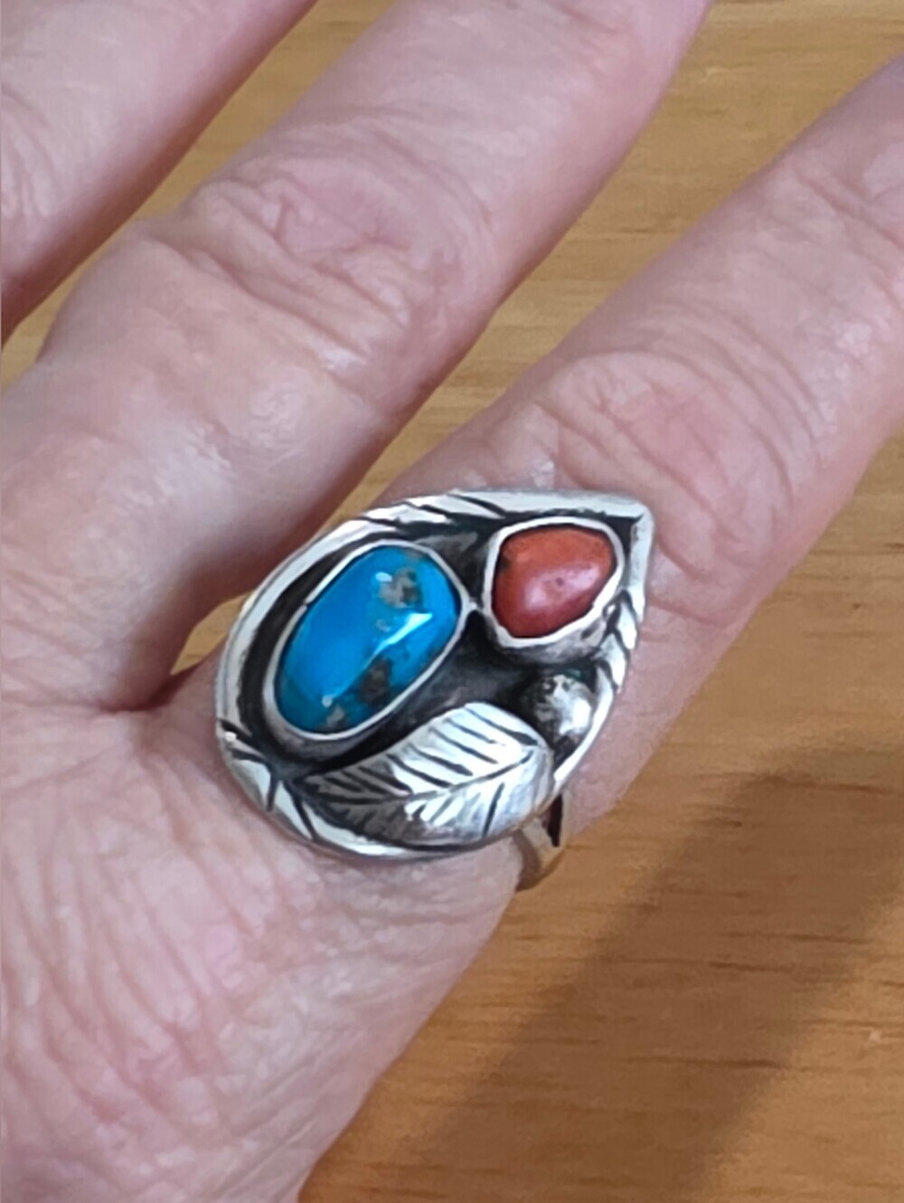 SEBASTIAN DESIGNER VINTAGE NAVAJO, STERLING SILVER TURQUOISE AND CORAL RING SZ 9